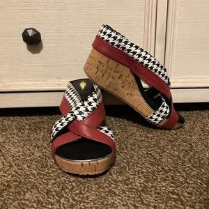 Volatile Houndstooth Shoes size 7